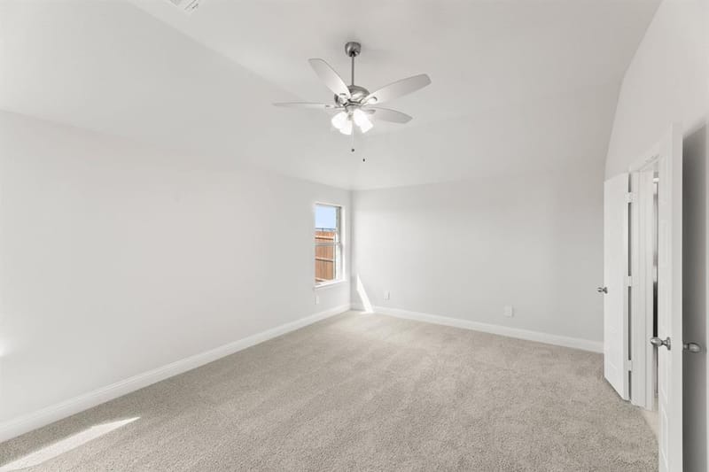 1121 Nighthawk Drive, Justin TX 76247 - Photo 18