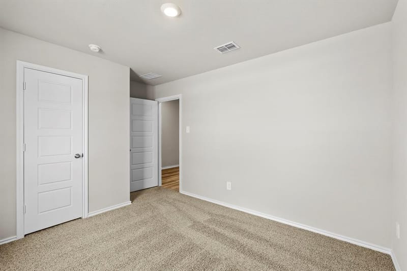 4217 Trickling Creek Lane, Fort Worth TX 76036 - Photo 6