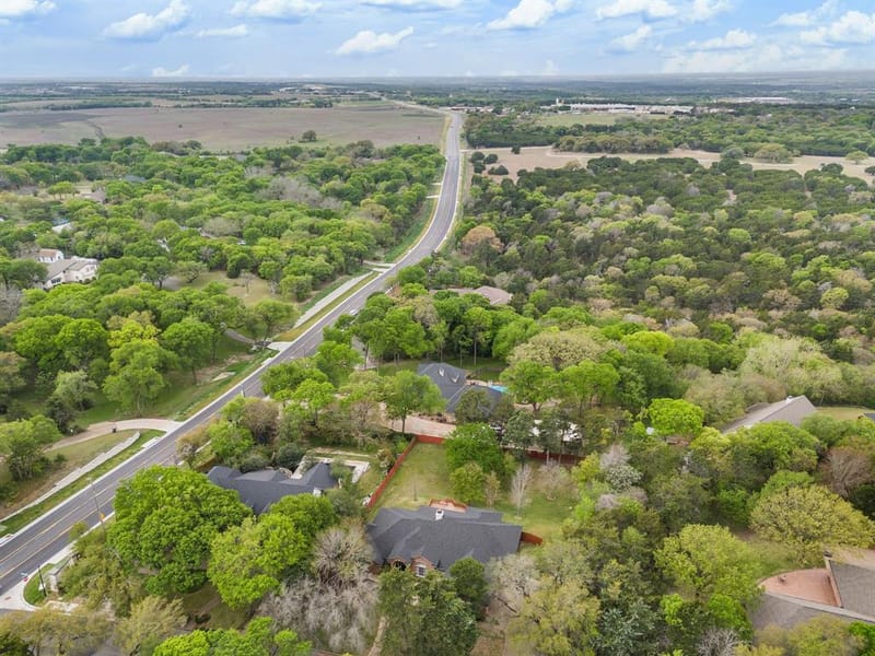 13 Timber Ridge Trail, Lorena TX 76655 - Photo 2