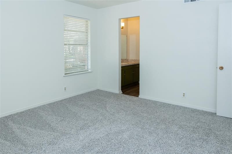 1860 Meadow Valley Lane, Dallas TX 75232 - Photo 11