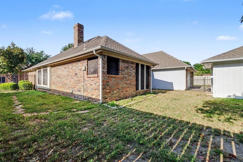 505 Springhill Drive, Hurst TX 76054 - Photo 23