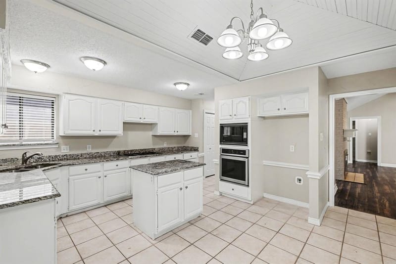 505 Springhill Drive, Hurst TX 76054 - Photo 8