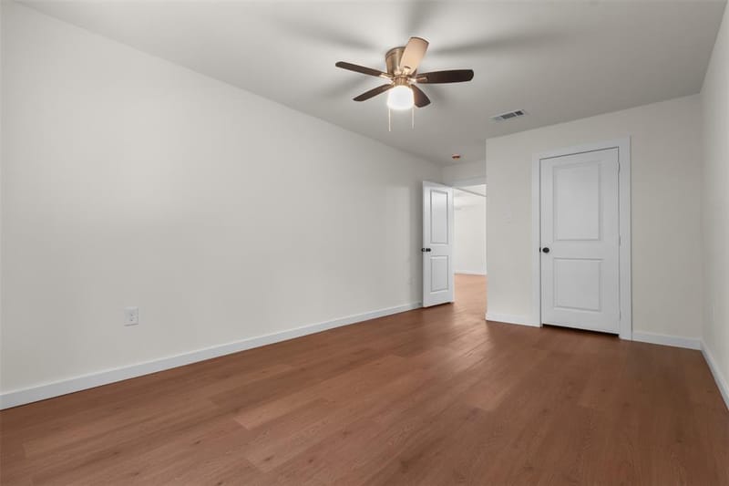 513 E Union Bower Road, Irving TX 75061 - Photo 24