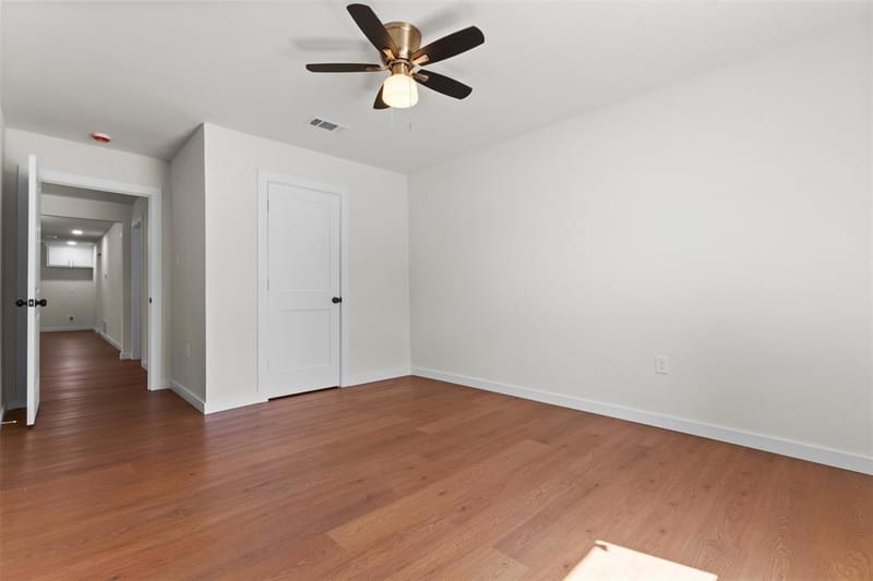 513 E Union Bower Road, Irving TX 75061 - Photo 19