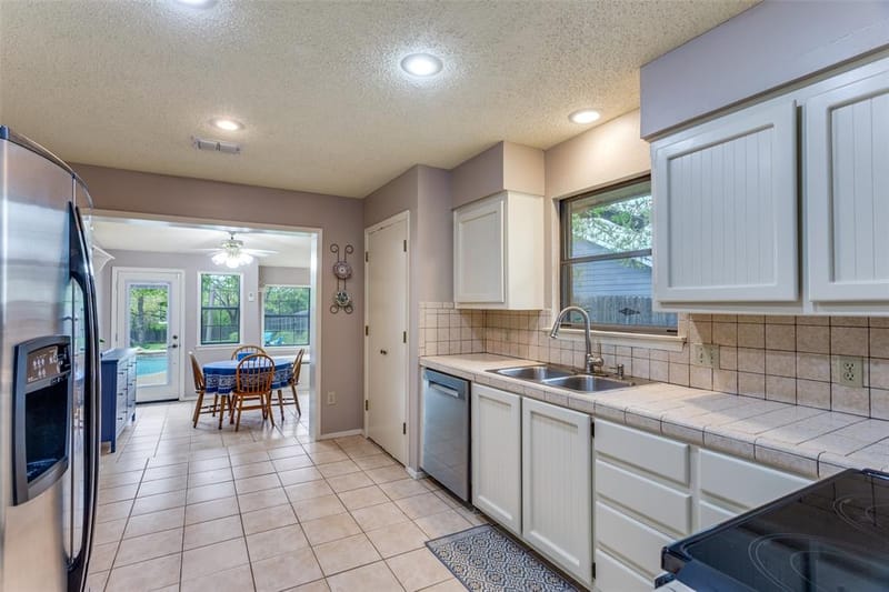 9714 Windsor Circle, Fort Worth TX 76140 - Photo 10