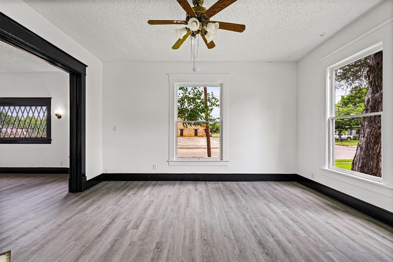 741 N Anglin Street, Cleburne TX 76033 - Photo 9