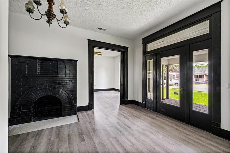 741 N Anglin Street, Cleburne TX 76033 - Photo 8