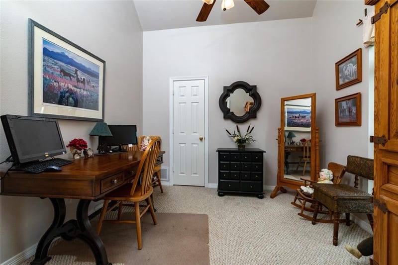 13435 Jackson Road, Krum TX 76249 - Photo 22