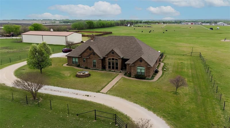 13435 Jackson Road, Krum TX 76249