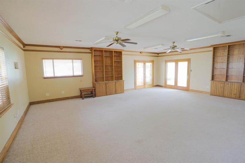 303 David Davis Drive, McGregor TX 76657 - Photo 16
