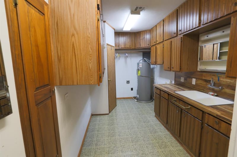 303 David Davis Drive, McGregor TX 76657 - Photo 18