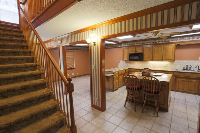 303 David Davis Drive, McGregor TX 76657 - Photo 4