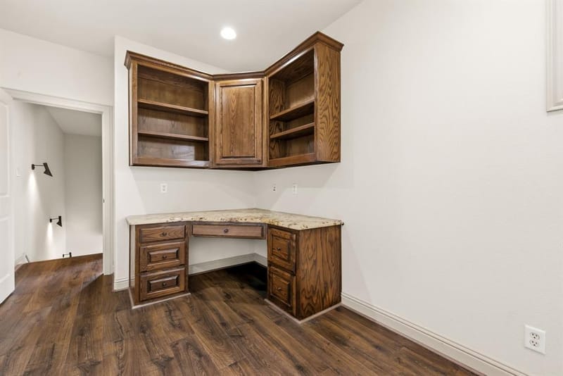 4138 Prescott Avenue, Dallas TX 75219 - Photo 22