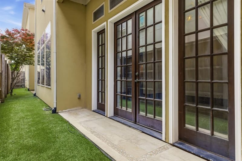 4138 Prescott Avenue, Dallas TX 75219 - Photo 31