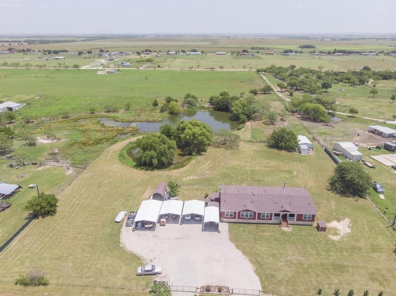 394 Emerald Glenn Lane, Pilot Point TX 76258 - Photo 2