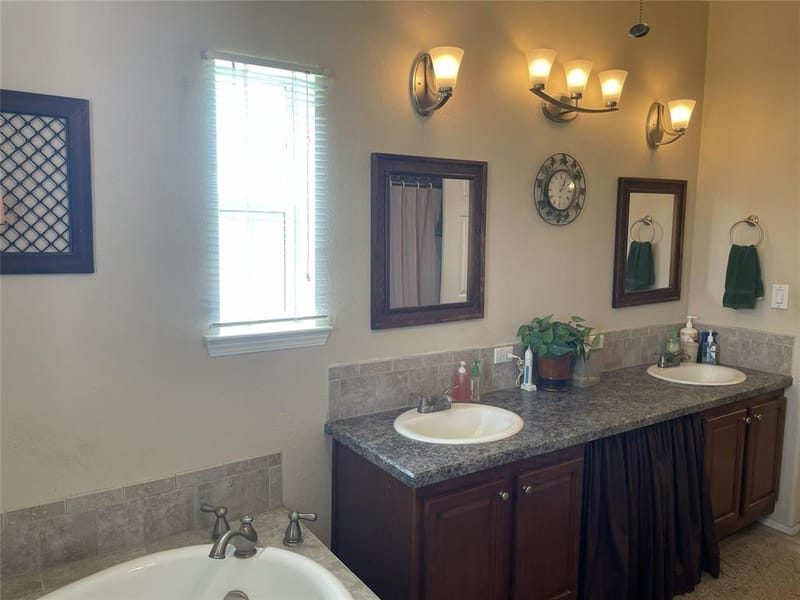 394 Emerald Glenn Lane, Pilot Point TX 76258 - Photo 14