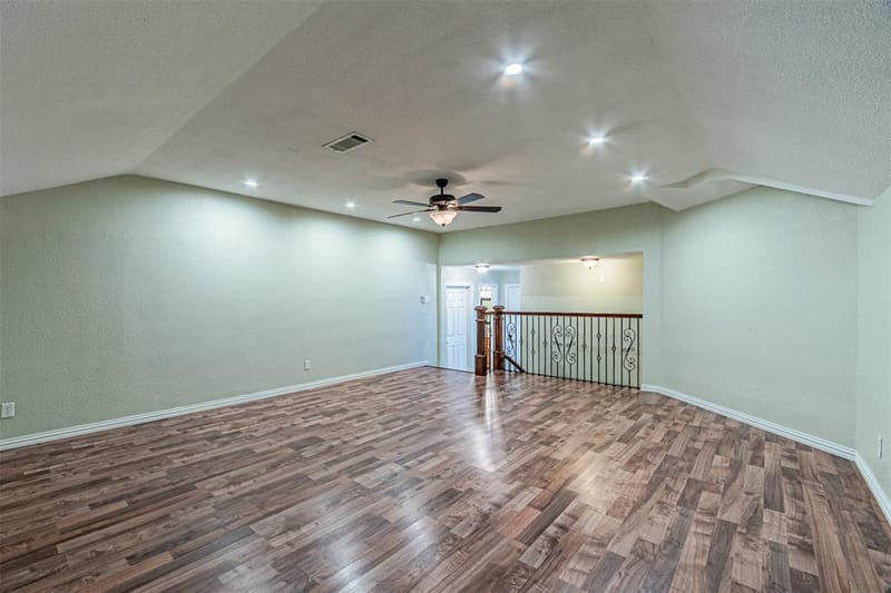 8808 Sylvan Court, Fort Worth TX 76120 - Photo 27
