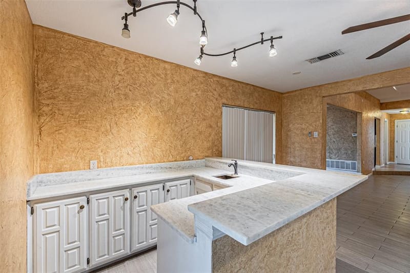 8808 Sylvan Court, Fort Worth TX 76120 - Photo 16