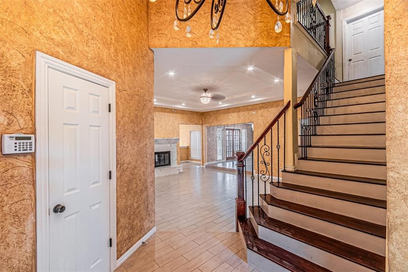 8808 Sylvan Court, Fort Worth TX 76120 - Photo 5