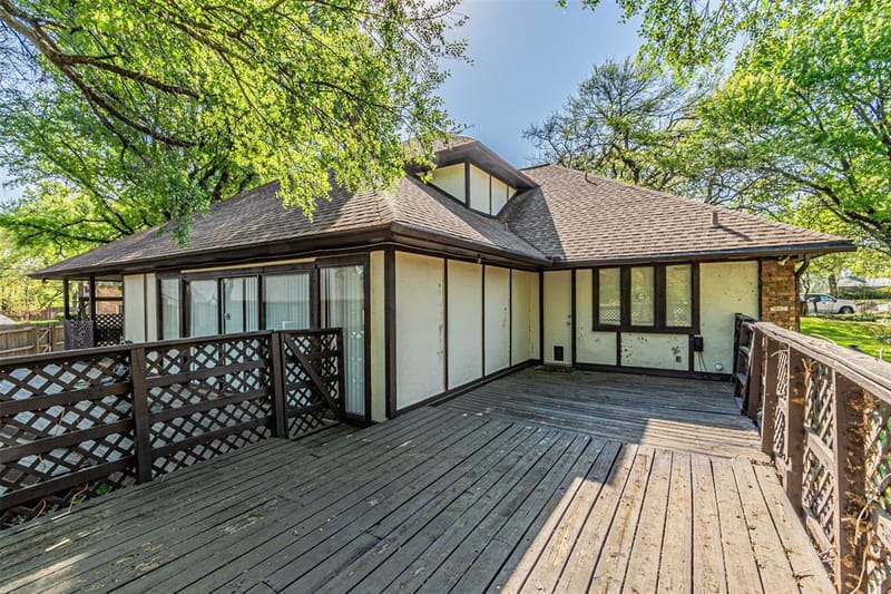 8808 Sylvan Court, Fort Worth TX 76120 - Photo 37
