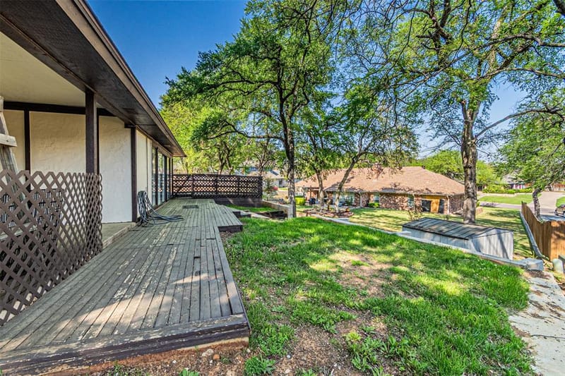 8808 Sylvan Court, Fort Worth TX 76120 - Photo 35