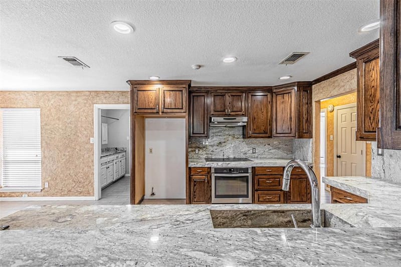 8808 Sylvan Court, Fort Worth TX 76120 - Photo 21