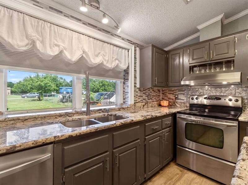 13051 Cherokee Road, Sanger TX 76266 - Photo 17