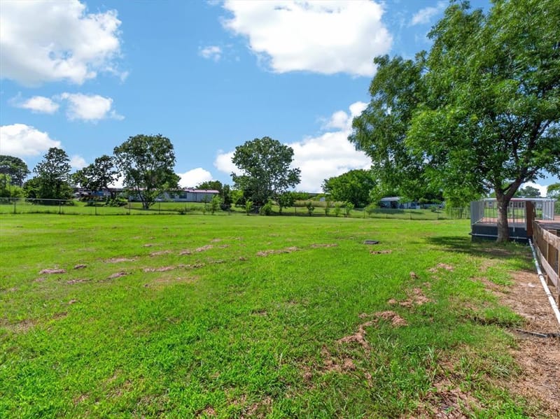 13051 Cherokee Road, Sanger TX 76266 - Photo 33