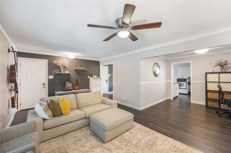 6007 Sandhurst Lane # D, Dallas TX 75206 - Photo 3
