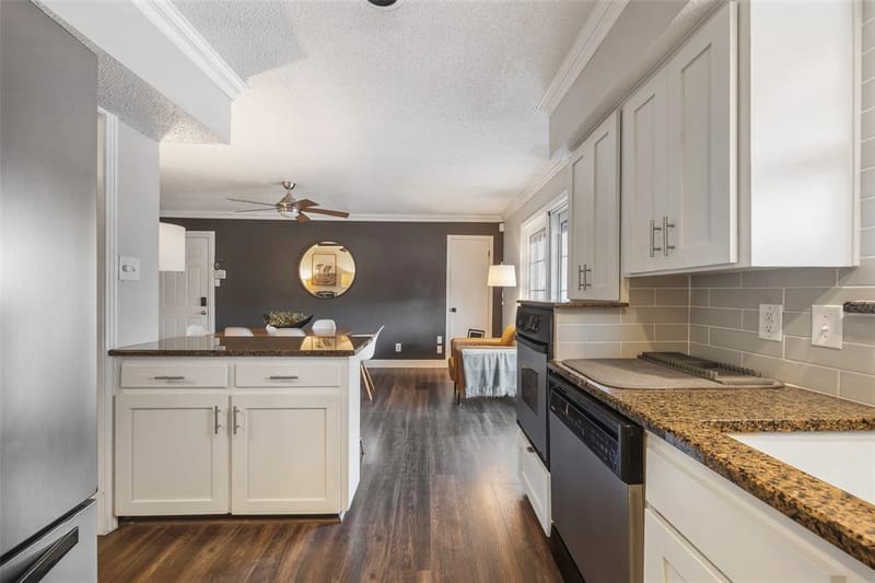 6007 Sandhurst Lane # D, Dallas TX 75206 - Photo 9
