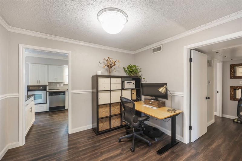 6007 Sandhurst Lane # D, Dallas TX 75206 - Photo 10