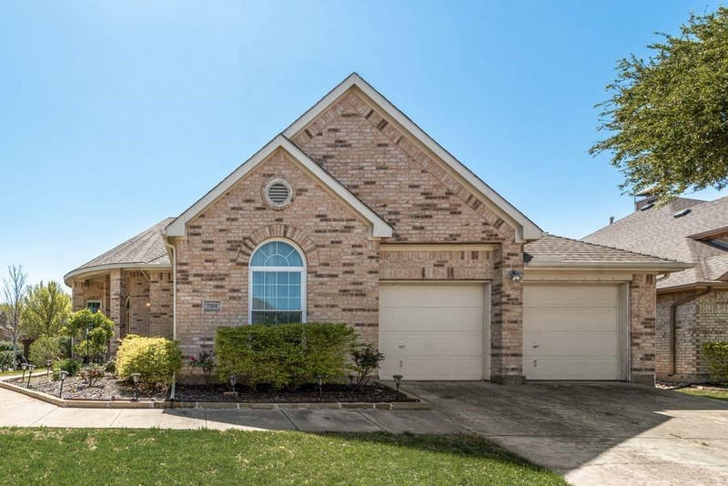 7301 Summer Glen Drive, McKinney TX 75072 - Photo 3