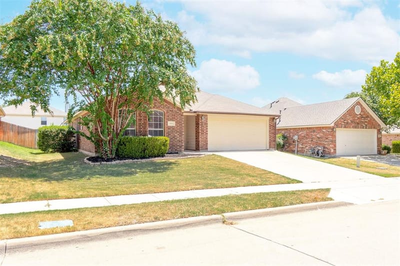 6112 Tilapia Drive, Fort Worth TX 76179 - Photo 4