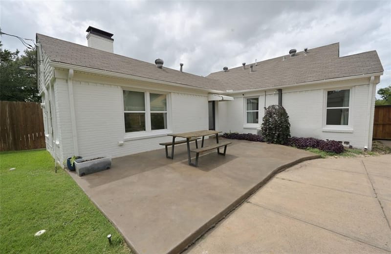 2226 Carnes Street, Dallas TX 75208 - Photo 34