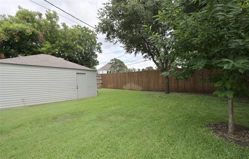 2226 Carnes Street, Dallas TX 75208 - Photo 37