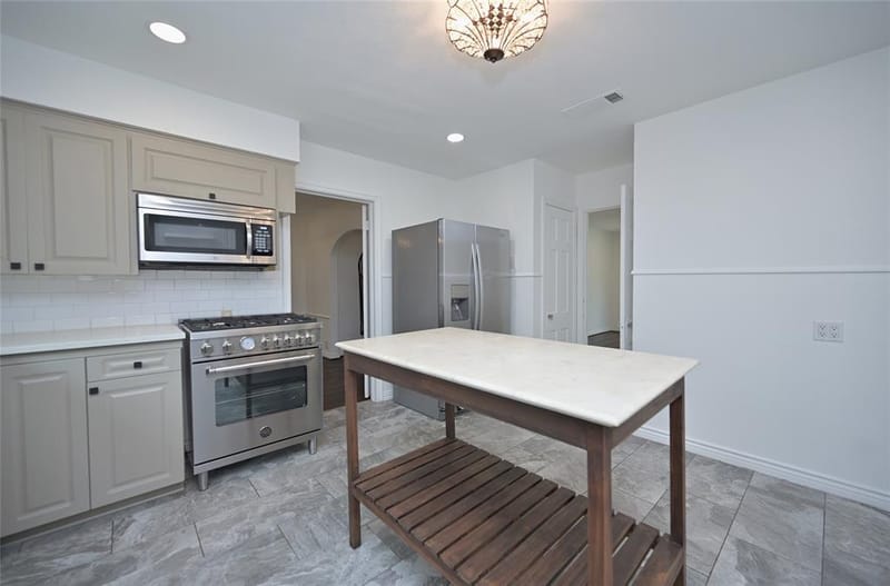 2226 Carnes Street, Dallas TX 75208 - Photo 11