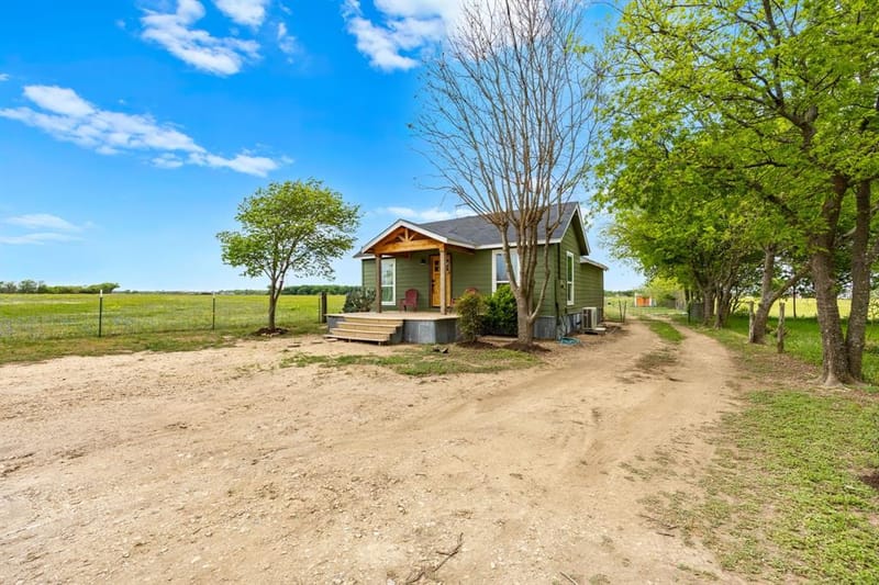 13390 Bendle Road, Troy TX 76579 - Photo 6