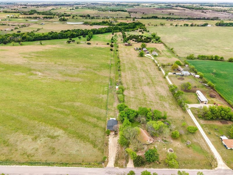 13390 Bendle Road, Troy TX 76579 - Photo 28