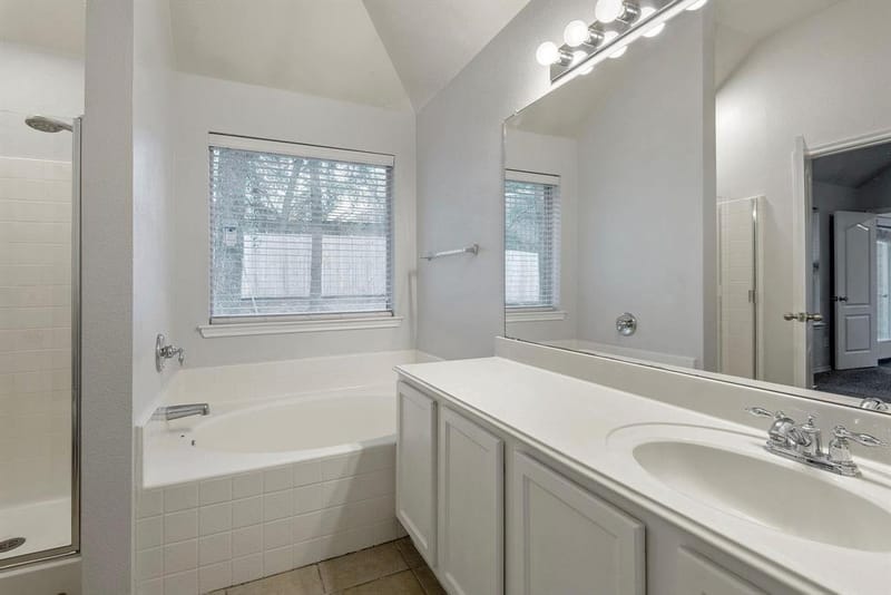 448 Northbrook Avenue, Oak Point TX 75068 - Photo 7