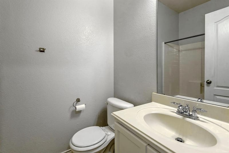 448 Northbrook Avenue, Oak Point TX 75068 - Photo 9