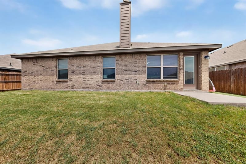 117 Cheryl Drive, Keene TX 76059 - Photo 27