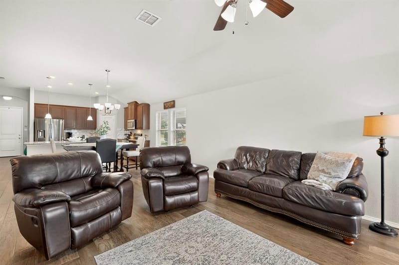 117 Cheryl Drive, Keene TX 76059 - Photo 7