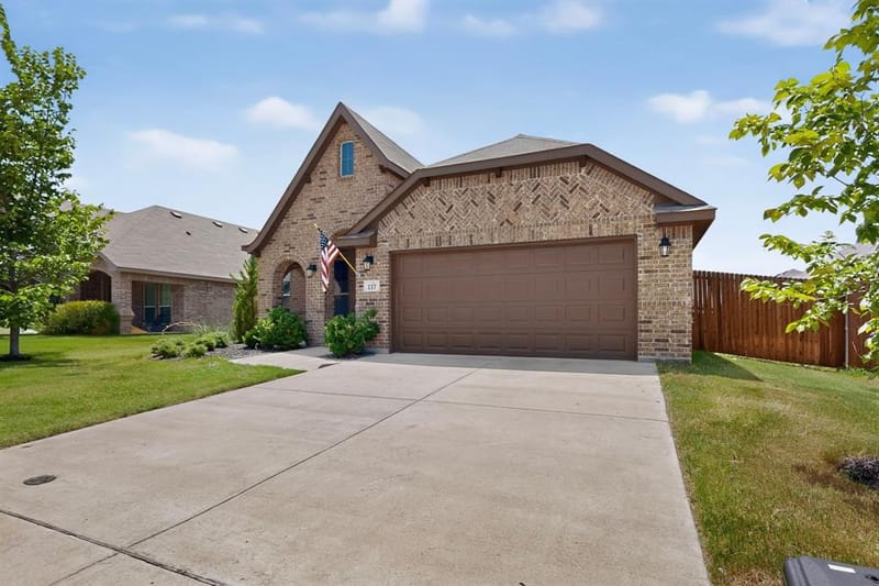 117 Cheryl Drive, Keene TX 76059