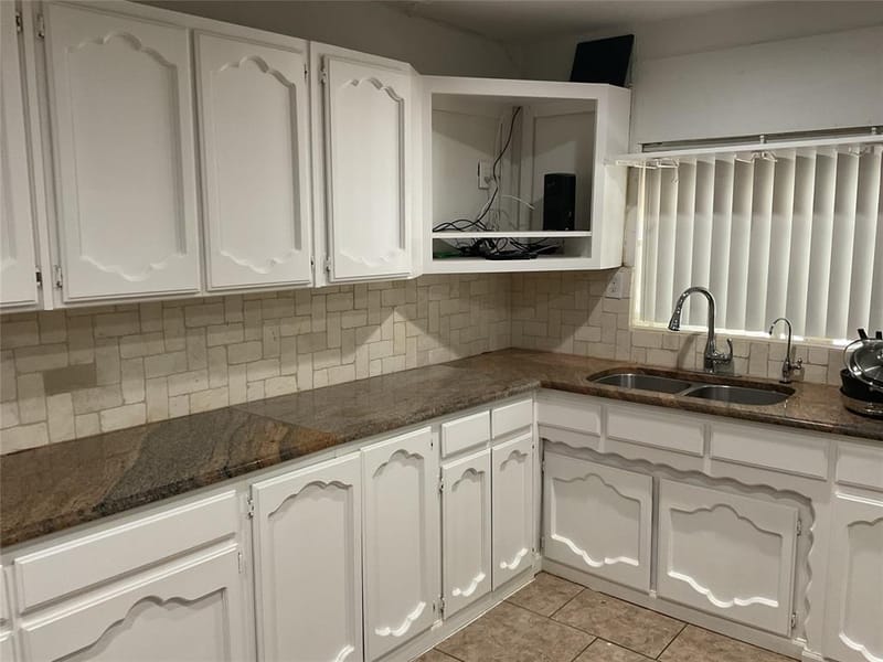 1522 Lee Avenue, Fort Worth TX 76164 - Photo 7