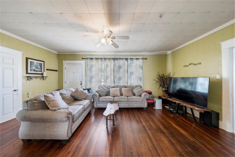 401 Powers Street, Lacy Lakeview TX 76705 - Photo 5