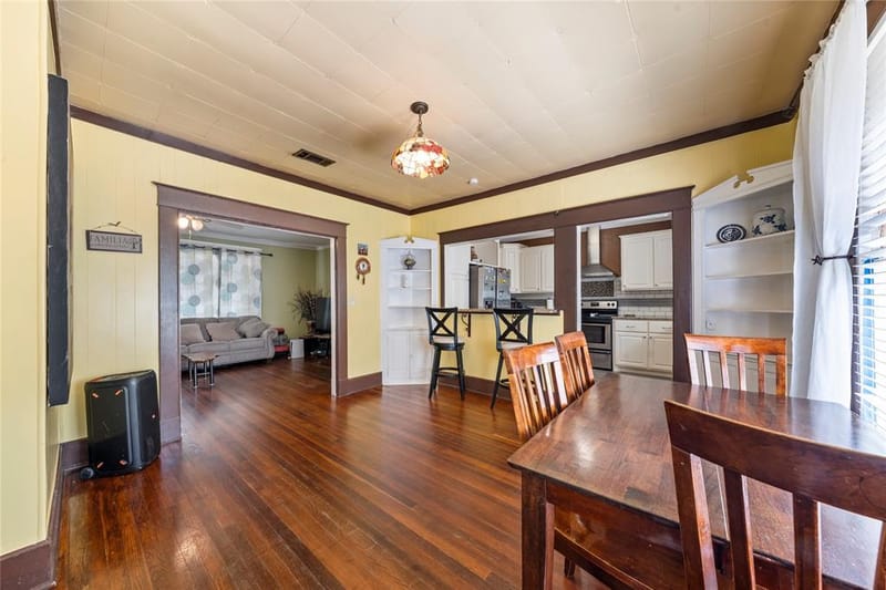401 Powers Street, Lacy Lakeview TX 76705 - Photo 9