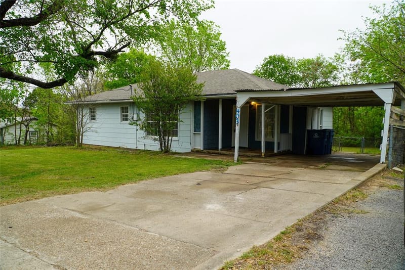 403 N Fairview Street, Keene TX 76059 - Photo 2