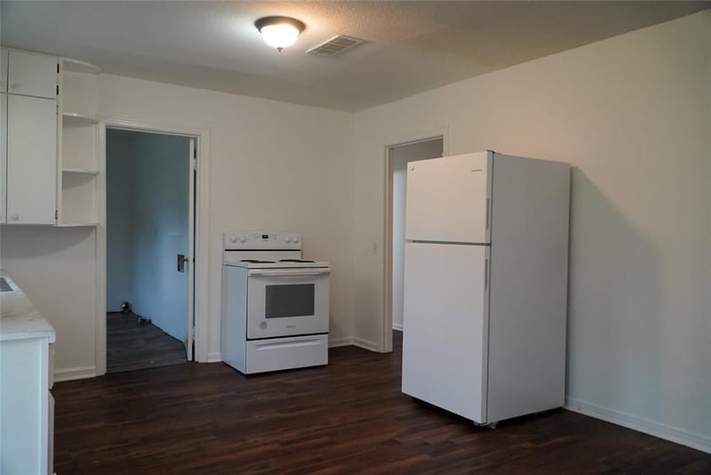 403 N Fairview Street, Keene TX 76059 - Photo 13