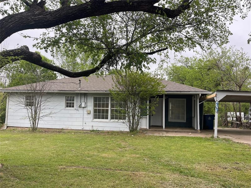 403 N Fairview Street, Keene TX 76059 - Photo 3