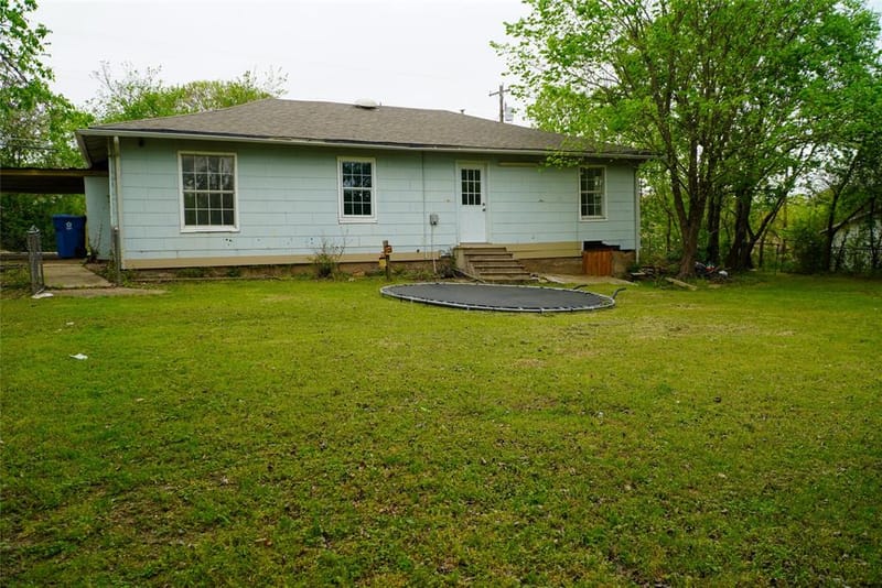 403 N Fairview Street, Keene TX 76059 - Photo 24